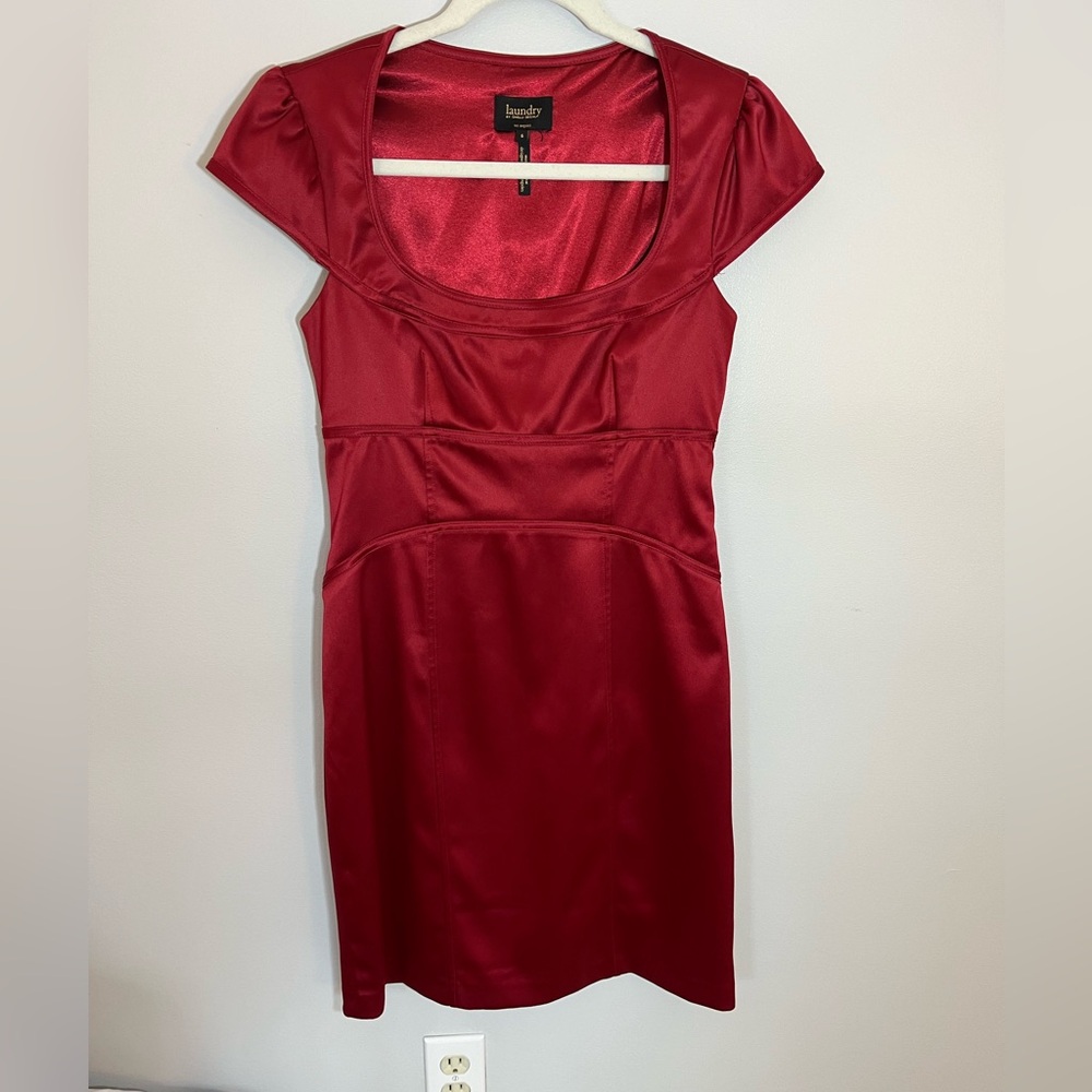 Laundry Women’s Sexy Red Satiny Romantic Holiday Fitted Cocktail Dress Size 6